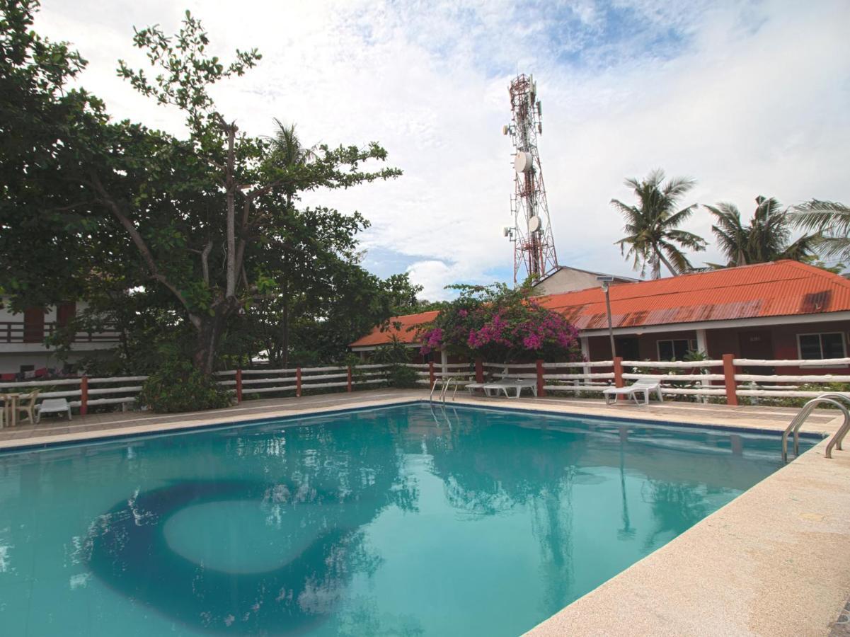 Oyo 853 Malapascua Beach And Dive Resort Exteriér fotografie